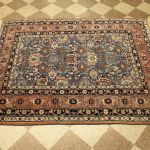 832 1081 ORIENTAL RUG